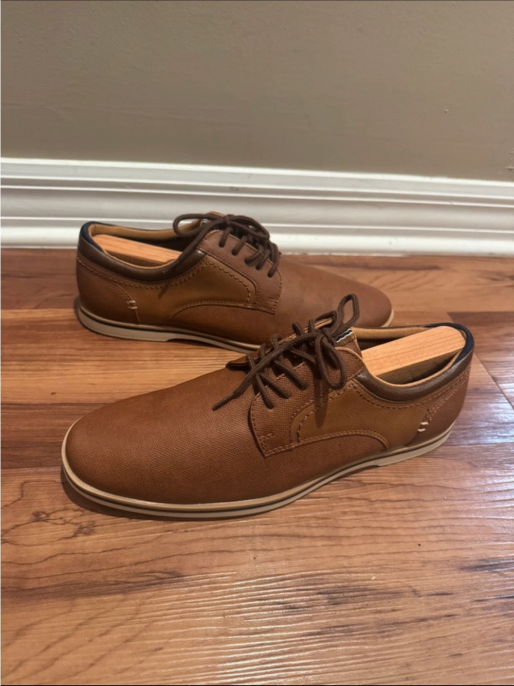 Aldo Men's Tan Brown Lace-Up Oxfords